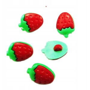 Guziki 21x15 mm truskawki 5 szt.